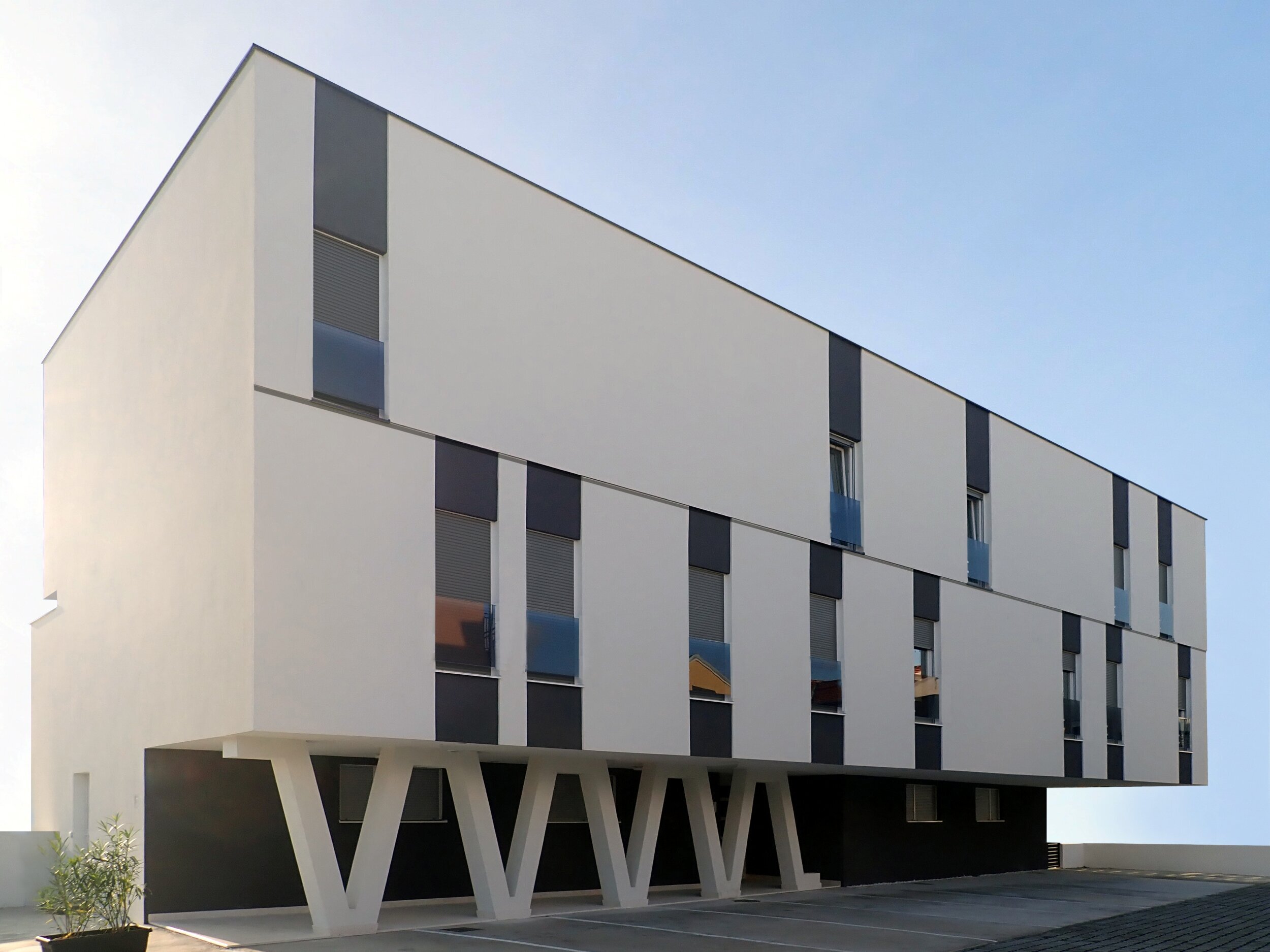 residential building by Atrij architects